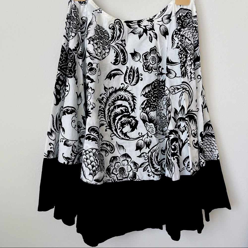 Gently worn Dana Buchman 100% cotton Skirt as 6P